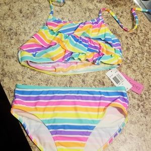 Bikini with halter-style top